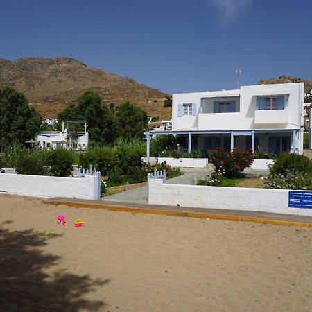 Galazio Seaside Apartments Livadakia Exterior foto